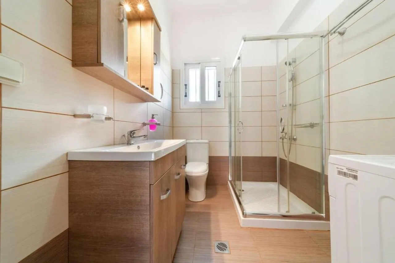 Irene'S Olive Guest House Сами